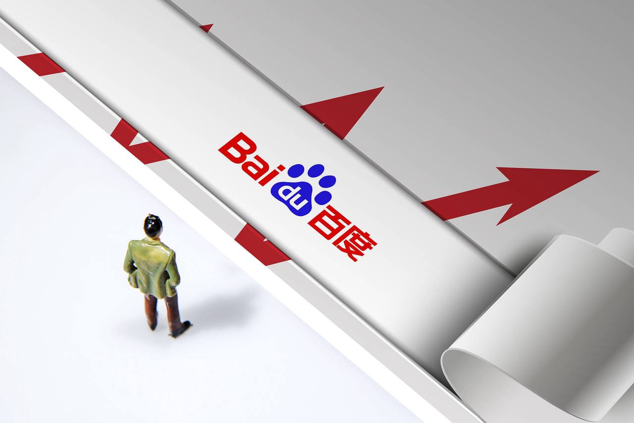 二婚的爸被刀的妈阴暗爬行的她